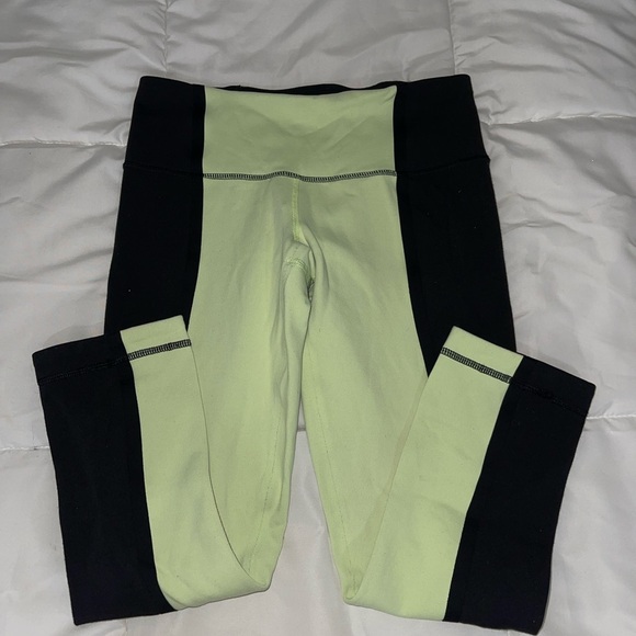 lululemon athletica Pants - Lululemon Capris!